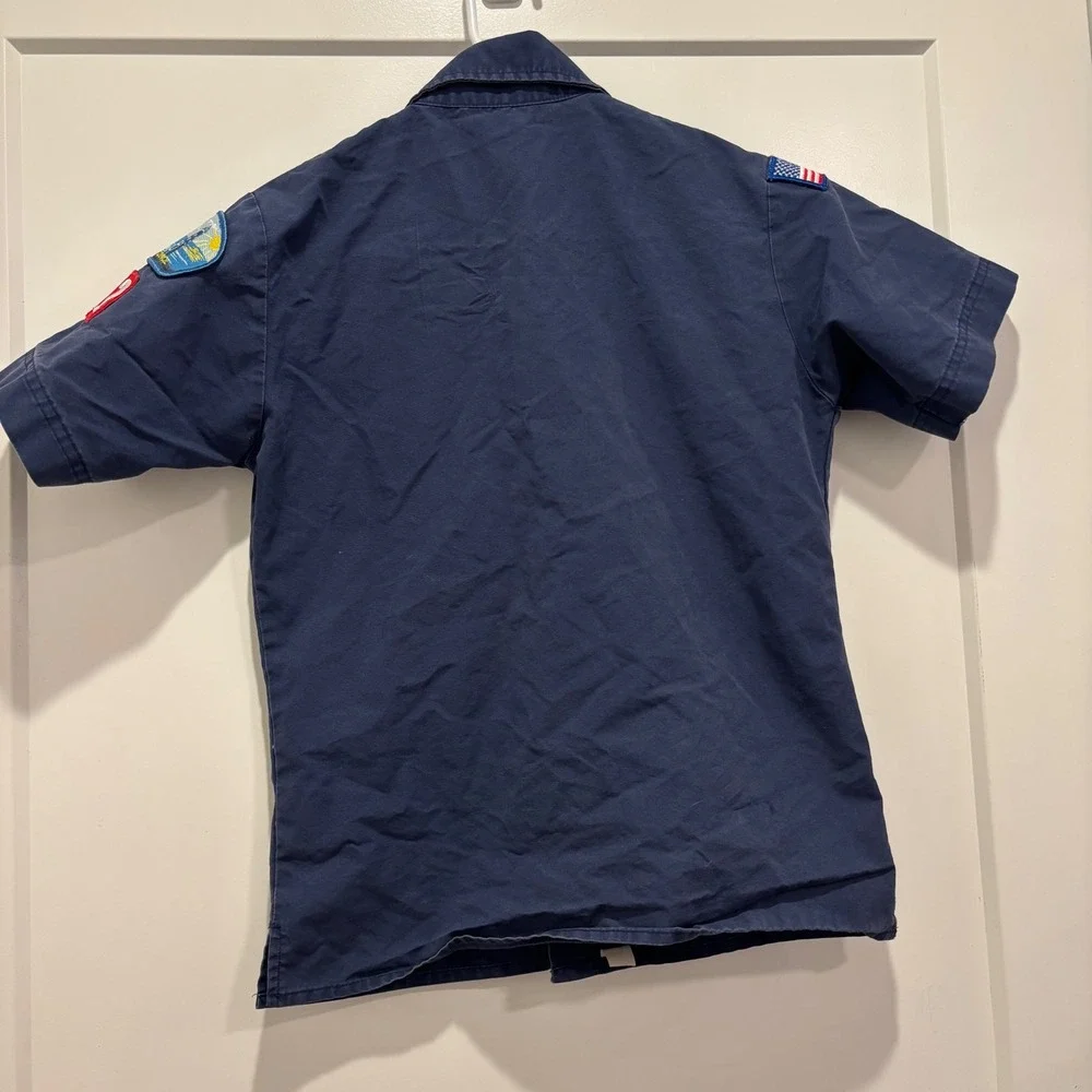 Boy Scouts of America Youth Medium Navy Blue Short Sleeve Uniform Shirt Patches